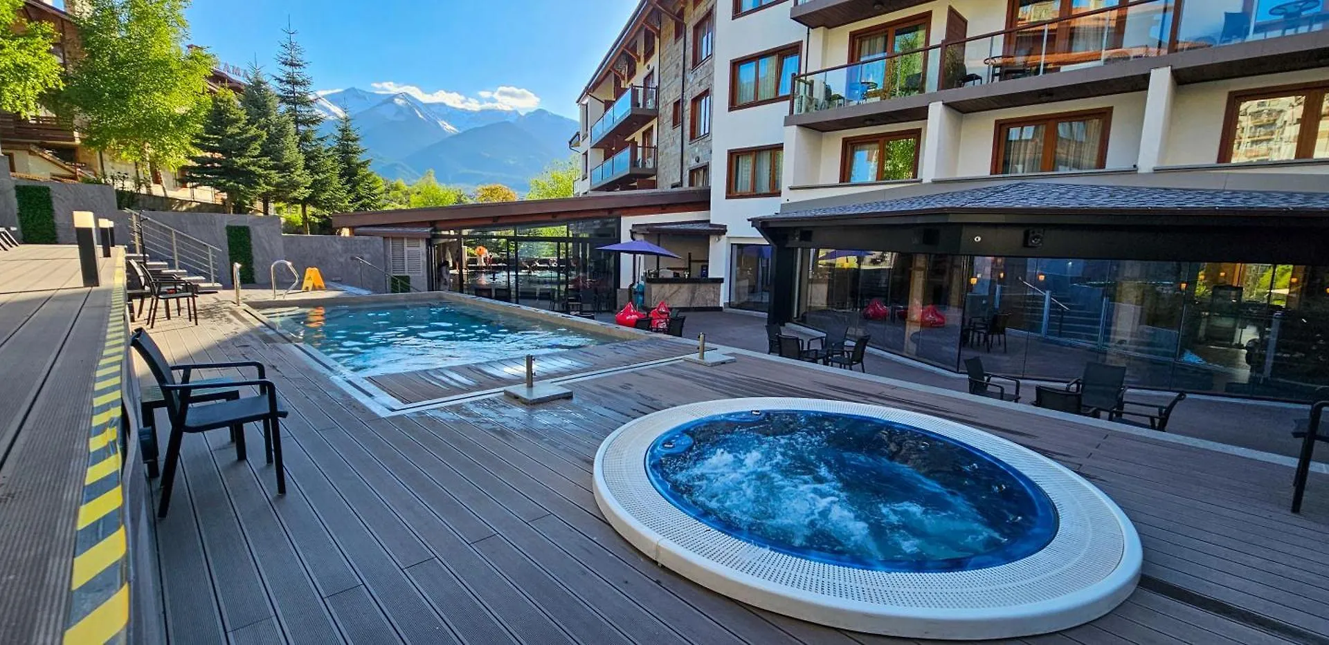 Apartmanica Double Room Apartment 101-12, Big Terrace, St Ivan Rilski 4 Star Spa Resort, Bansko
